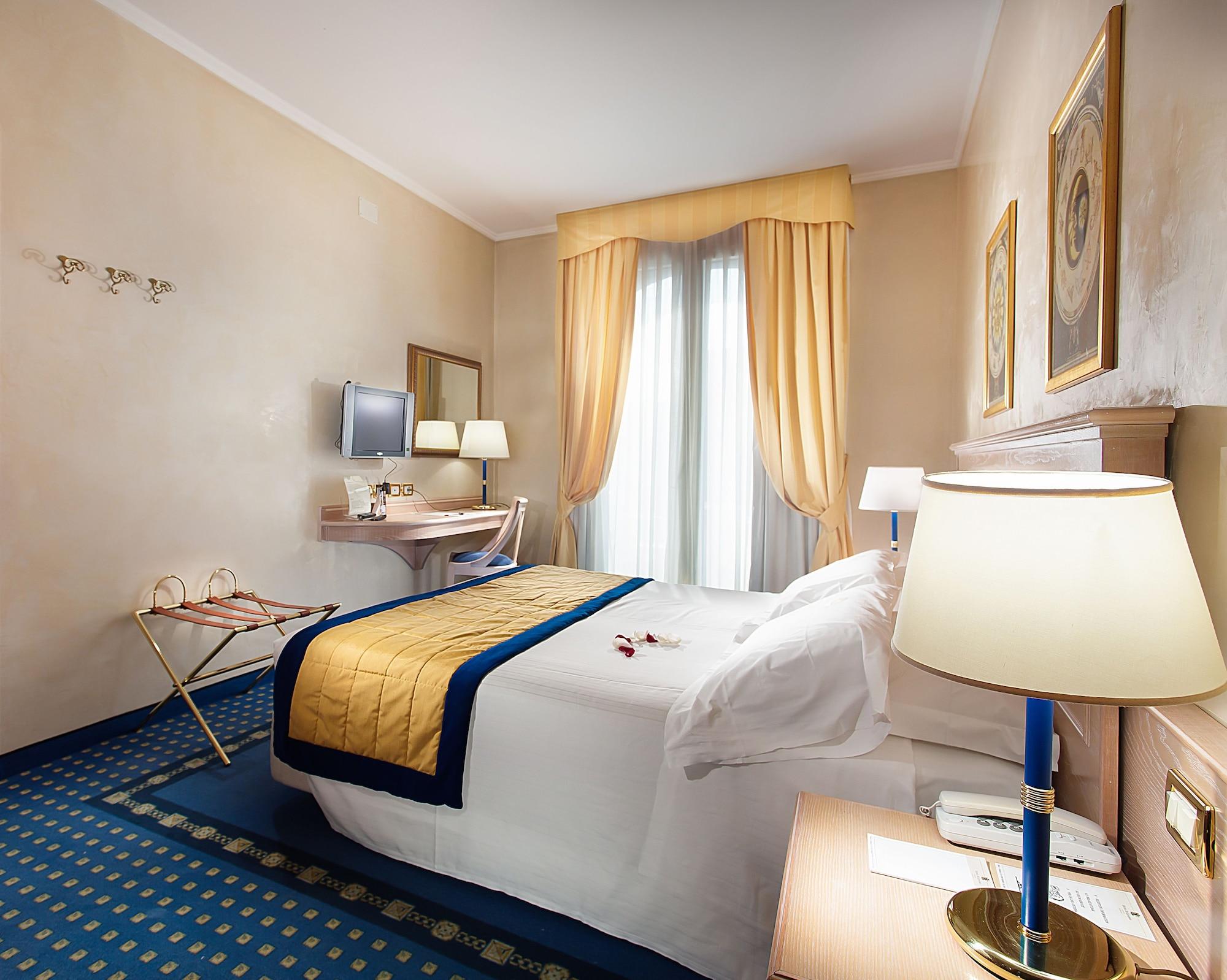 רימיני Hotel De Londres מראה חיצוני תמונה