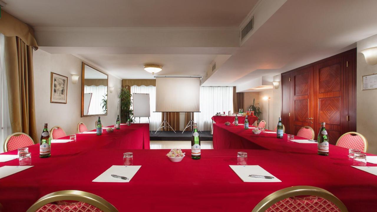 רימיני Hotel De Londres מראה חיצוני תמונה
